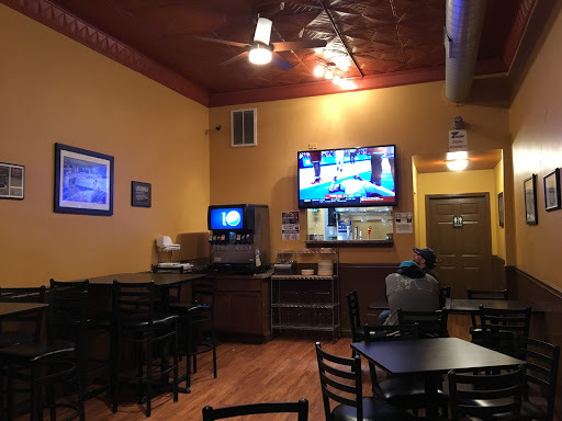 St Louis Pizza & Wings - Hampton Ave